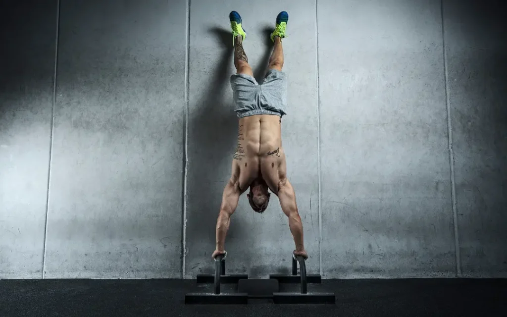 Handstand : erreurs courantes à éviter